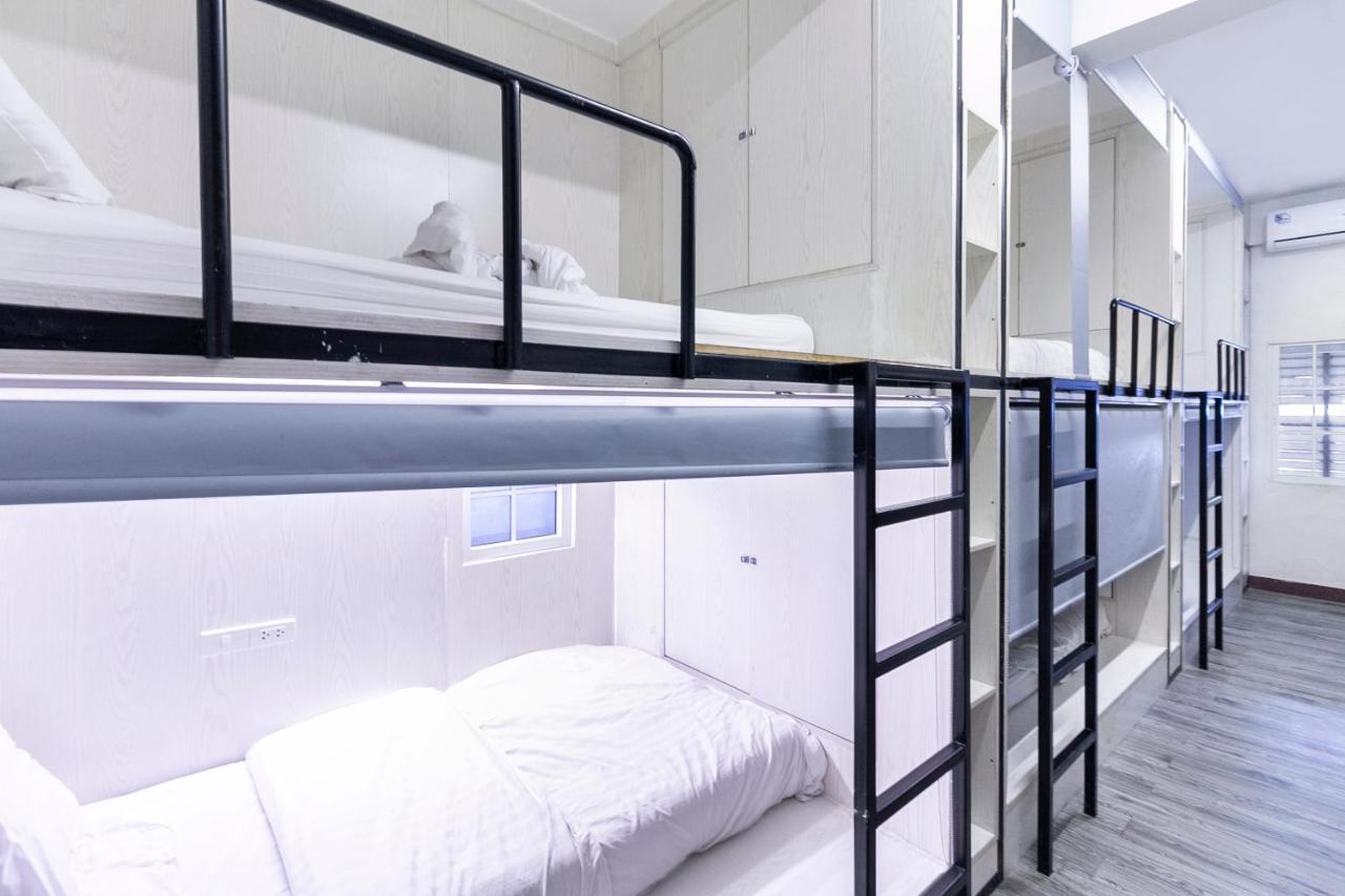 S7 Hostel Bangkok Ngoại thất bức ảnh